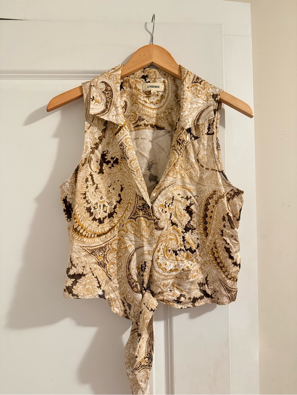 L'Agence Sleeveless Italian print Tie-Front crop Top in Cream and Gold